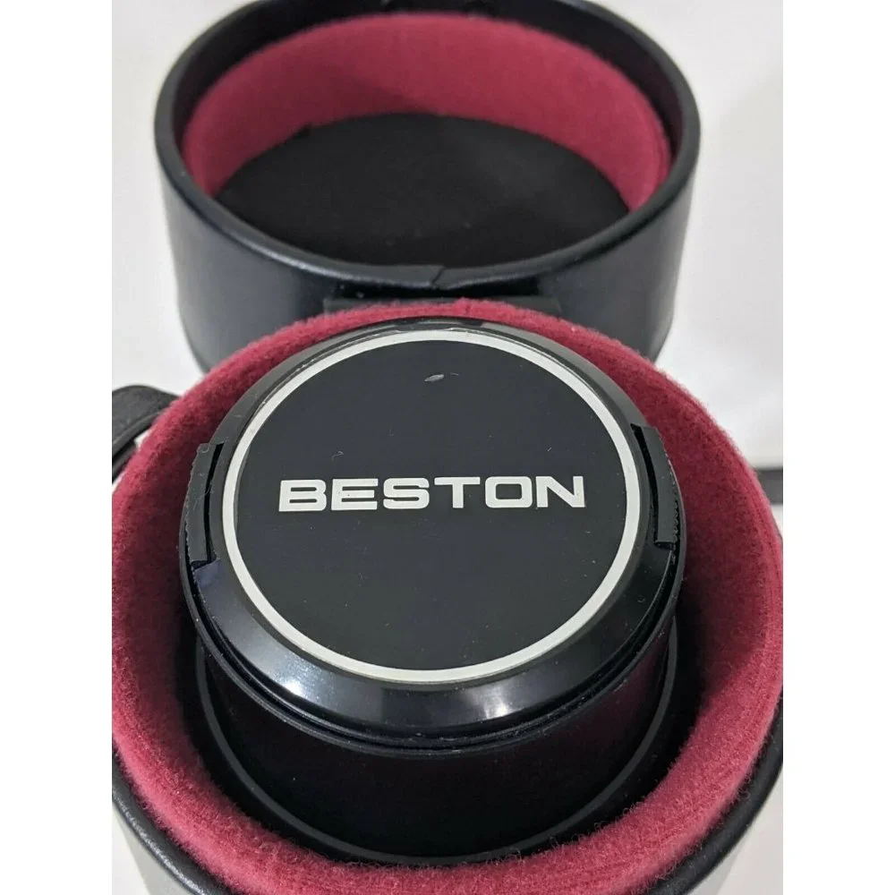 Beston M.C Macro Zoom 1:4.5 f=80-205mm camera lens MInolta SLR